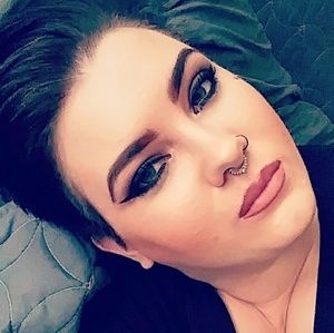 Meet your Posher, Kristina